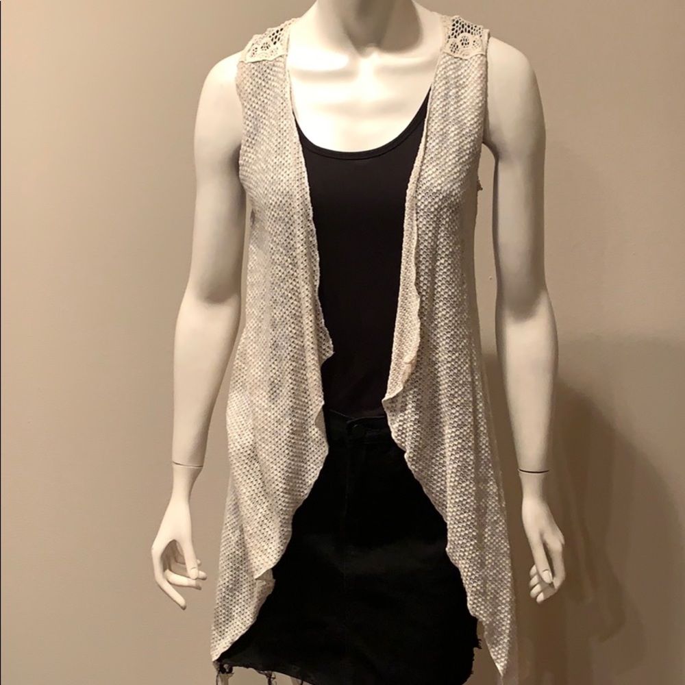 Rue21 Open Knit Sleeveless Cardigan: S